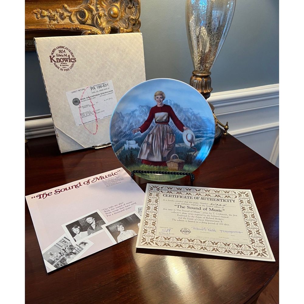 The Sound of Music Collector Plate First Issue Original Box and Certificate